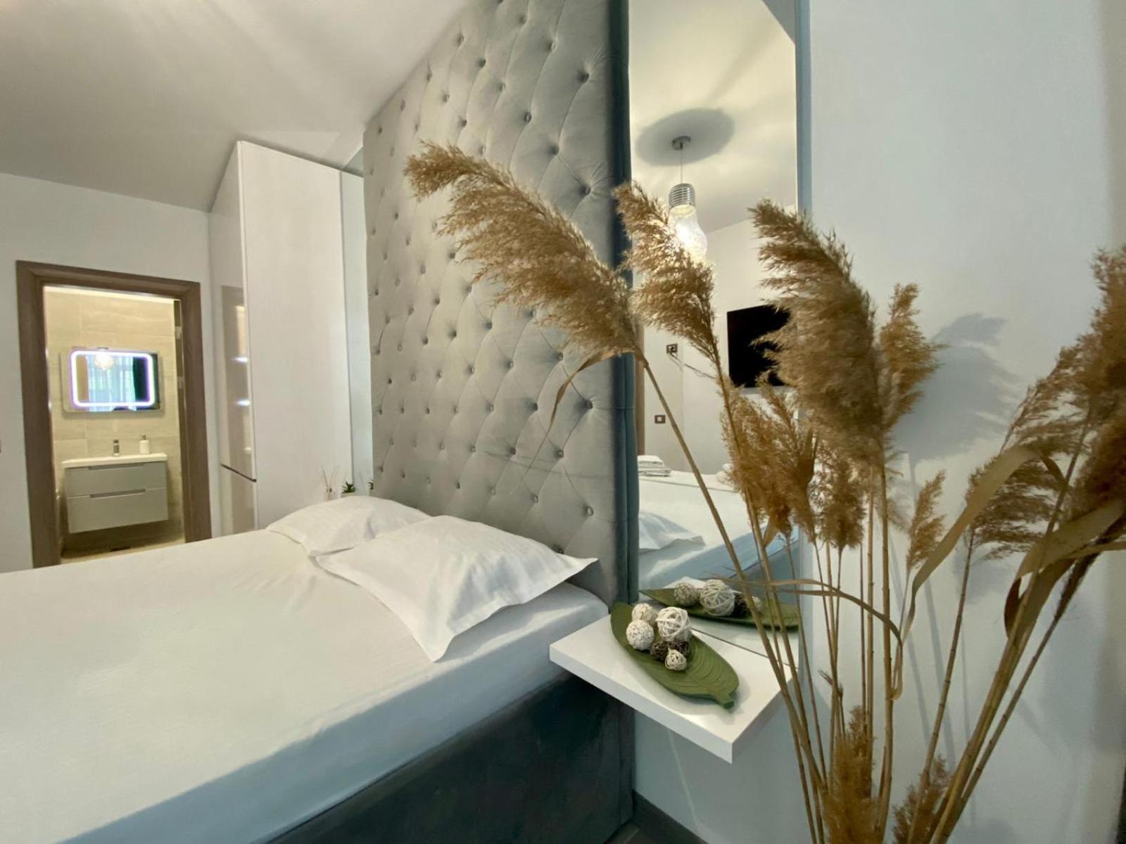 Iako Premium Apartament Năvodari Exterior foto